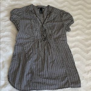 H&M maternity blouse